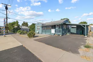 1633 Division St, Klamath Falls, OR 97601 - Photo 5