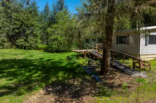 94010 N Way Ln, North Bend, OR 97459 - Photo 15