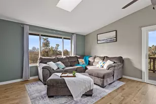 25020 Kiwa Ln, Bend, OR 97701 - Photo 5