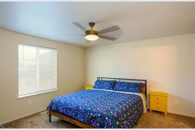 1113 NW 22nd Place, Redmond, OR 97756 - Photo 13