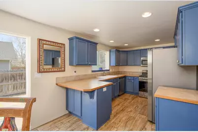 1113 NW 22nd Place, Redmond, OR 97756 - Photo 9