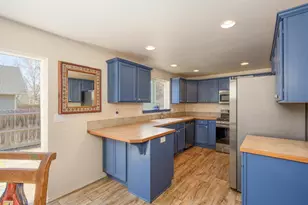 1113 NW 22nd Pl, Redmond, OR 97756 - Photo 9