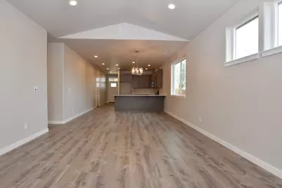 2364 SW 25th Street, Redmond, OR 97756 - Photo 9