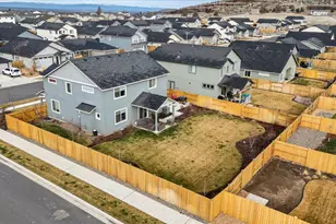 3308 NW 9th St, Redmond, OR 97756 - Photo 41