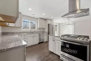 4900 Gatewood Dr, Klamath Falls, OR 97603 - Photo 11