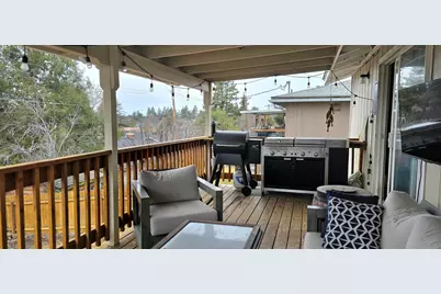 164 Peach Street, Klamath Falls, OR 97601 - Photo 11