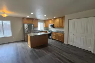 3316 Paramont St, Klamath Falls, OR 97603 - Photo 9