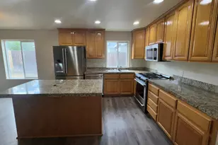 3316 Paramont St, Klamath Falls, OR 97603 - Photo 5
