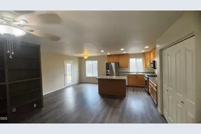 3316 Paramont Street, Klamath Falls, OR 97603 - Photo 11