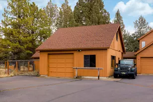 69288 Sabrina Ln, Sisters, OR 97759 - Photo 37