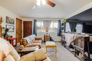 268 SE 15th St, Bend, OR 97702 - Photo 21