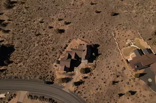 17171 SW Chaparral Dr, Powell Butte, OR 97753 - Photo 5