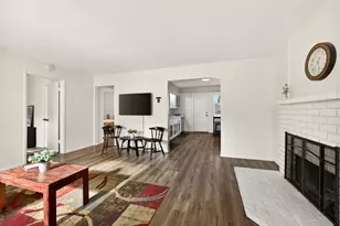 545 E C St, Jacksonville, OR 97530 - Photo 7