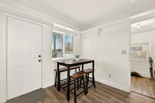 545 E C St, Jacksonville, OR 97530 - Photo 11