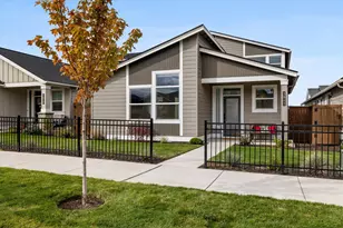 3843 NE Petrosa Ave, Bend, OR 97701 - Photo 3