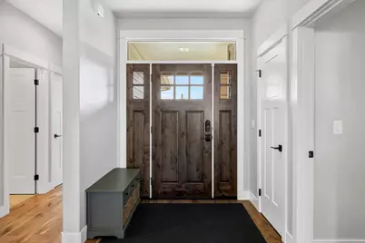 3969 Sunleaf Avenue, Medford, OR 97504 - Photo 7