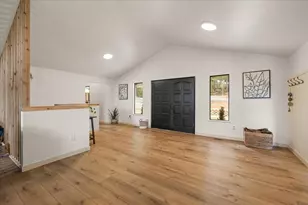 350 Splendor Dr, Wilderville, OR 97543 - Photo 9