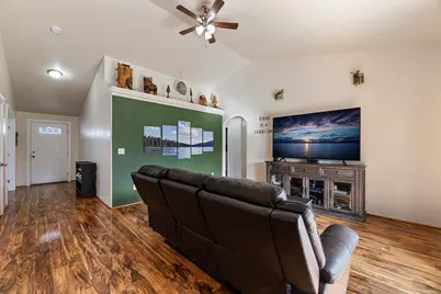 631 Nottingham Terrace, Eagle Point, OR 97524 - Photo 13