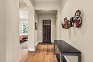 3053 NW Clubhouse Dr, Bend, OR 97703 - Photo 5