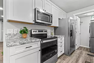 501 Liberty St, Ashland, OR 97520 - Photo 13