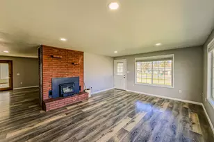 6208 Hilyard Ave, Klamath Falls, OR 97603 - Photo 9