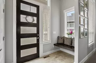 61089 SE Echo Lake Ct, Bend, OR 97702 - Photo 5