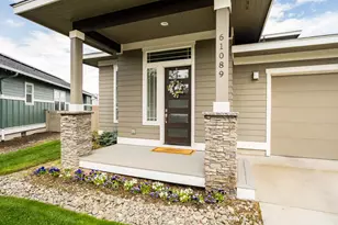 61089 SE Echo Lake Ct, Bend, OR 97702 - Photo 5