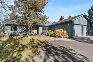 63545 Deschutes Market Rd, Bend, OR 97701 - Photo 5