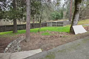 4090 Williams Hwy, Grants Pass, OR 97527 - Photo 9