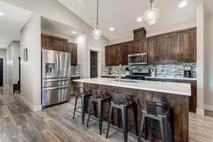 2382 NE Jackson Ave, Bend, OR 97701 - Photo 3