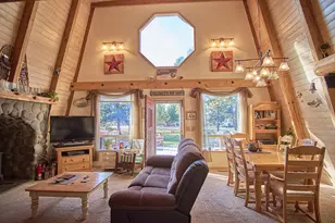 17277 Willow Ct, Bend, OR 97707 - Photo 13