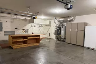 2921 NW 19th St, Redmond, OR 97756 - Photo 51