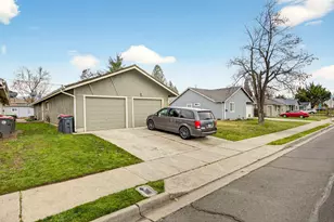 405 Haven St, Medford, OR 97501 - Photo 29