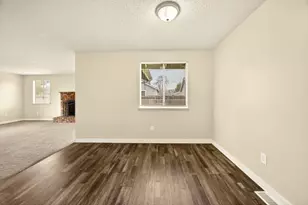 405 Haven St, Medford, OR 97501 - Photo 7