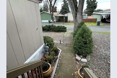 3700 Bellinger Lane #SPC 49, Medford, OR 97501 - Photo 17