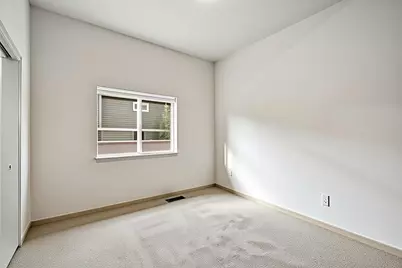 890 Cinnamon Teal Drive, Redmond, OR 97756 - Photo 13