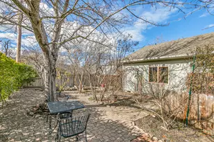 139 N Wightman St, Ashland, OR 97520 - Photo 23