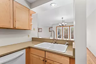 139 N Wightman St, Ashland, OR 97520 - Photo 7