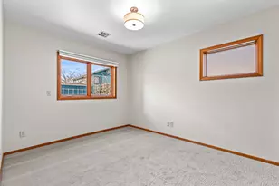 139 N Wightman St, Ashland, OR 97520 - Photo 17