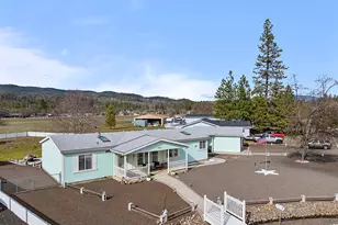 104 Hart Cir, Shady Cove, OR 97539 - Photo 1