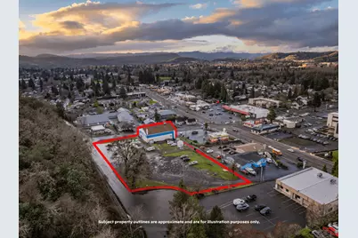 655 W Umpqua Street, Roseburg, OR 97471 - Photo 1