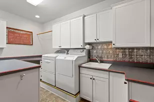 66255 White Rock Loop, Bend, OR 97703 - Photo 57