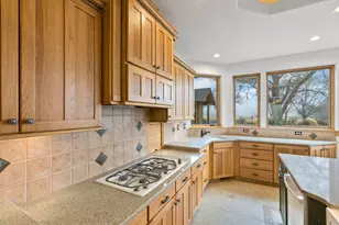 66255 White Rock Loop, Bend, OR 97703 - Photo 41