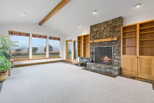 66255 White Rock Loop, Bend, OR 97703 - Photo 9