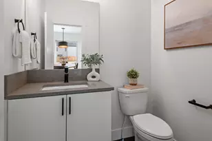 1080 W Linda, Sisters, OR 97759 - Photo 17