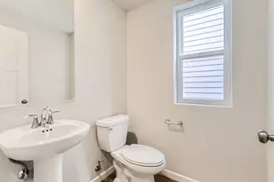 20695 Town Dr, Bend, OR 97701 - Photo 11