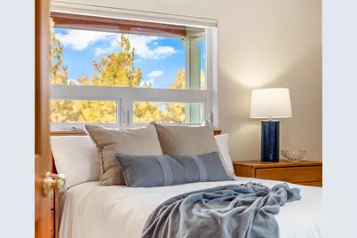 23445 Butterfield Trail, Bend, OR 97702 - Photo 19