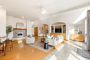 23445 Butterfield Trail, Bend, OR 97702 - Photo 9