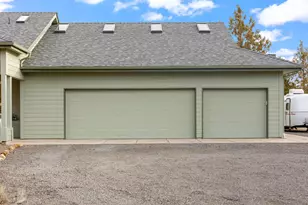 23445 Butterfield Trail, Bend, OR 97702 - Photo 47