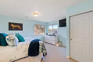 111 NW Hawthorne Ave, Bend, OR 97703 - Photo 9